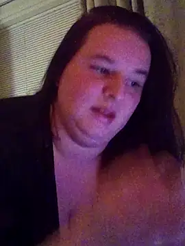 Curvaceouscarla online show from 6, 10, 2025