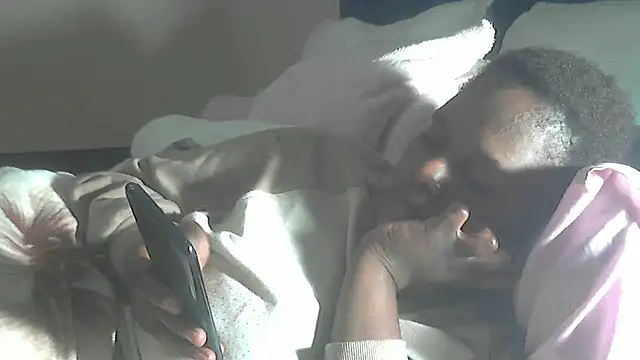 Snapshot of sexythae32 chatting on 10, 11, 2025 sexythae32 online show from 10, 11, 2025