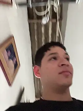 RobinLenoxx online show from 15, 10, 2025