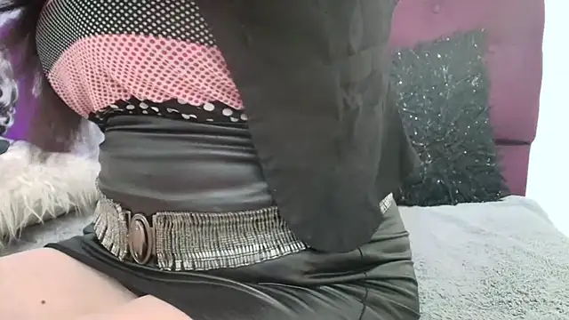 katherine blair online show from 12, 2, 2026