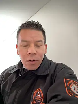 Manu0586 online show from 19, 10, 2025