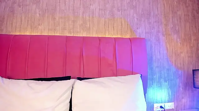 Kendra kobein online show from 11, 3, 2026