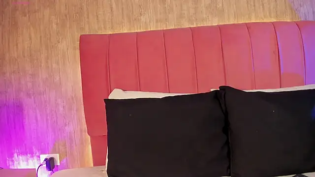 Kendra kobein online show from 12, 3, 2026