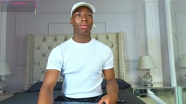 Snapshot of CharlesBrown_ chatting on 8, 5, 2026 CharlesBrown online show from 8, 5, 2026