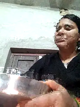 couple 71 online show from 15, 12, 2025