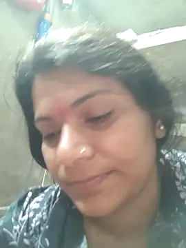 Snapshot of couple_71 chatting on 29, 3, 2026 couple 71 online show from 29, 3, 2026