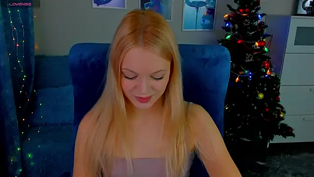 Snapshot of KatherineePierce chatting on 17, 12, 2025 KatherineePierce online show from 17, 12, 2025