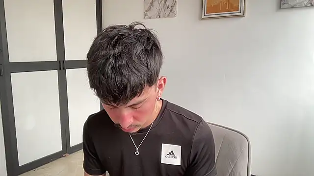 sweettaaron01 online show from 10, 2, 2026