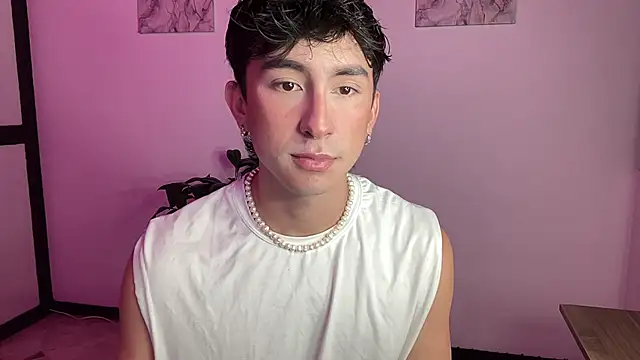 Snapshot of sweettaaron01 chatting on 30, 4, 2026 sweettaaron01 online show from 30, 4, 2026