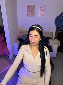 evelyn ch  online show from 12, 2, 2026