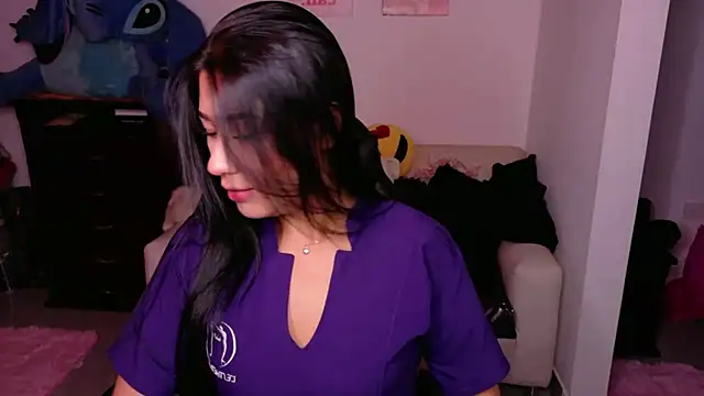 Snapshot of evelyn_ch_ chatting on 7, 3, 2026 evelyn ch online show from 7, 3, 2026