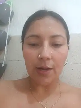 Snapshot of mafe_velezzz chatting on 24, 10, 2025 mafe velezzz online show from 24, 10, 2025