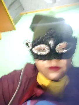 Snapshot of Dassing_strip_couple chatting on 15, 12, 2025 Dassing strip couple online show from 15, 12, 2025