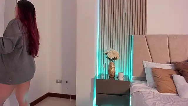 Victoria Beaumont online show from 31, 3, 2026