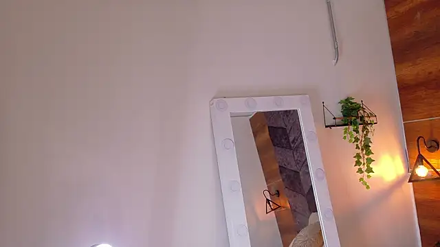 JenaCooper  online show from 23, 10, 2025