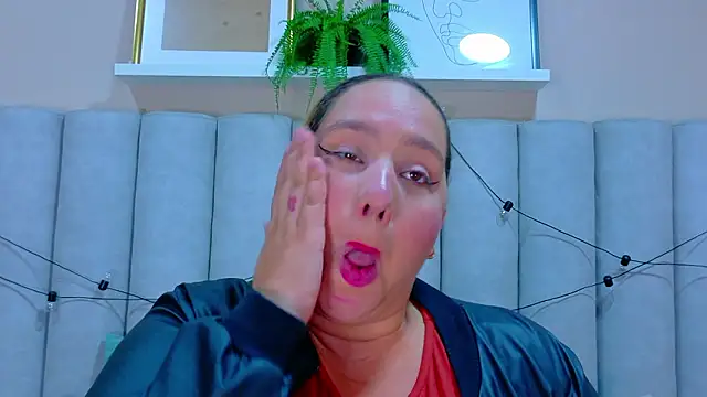 JenaCooper  online show from 7, 3, 2026