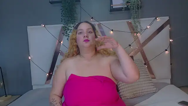 JenaCooper  online show from 1, 4, 2026