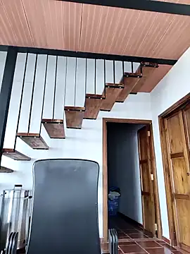 Hiroshi Shen online show from 19, 10, 2025