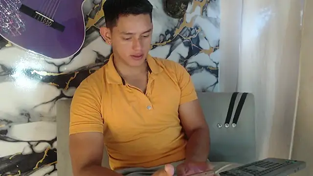 Snapshot of Hiroshi_Shen chatting on 6, 5, 2026 Hiroshi Shen online show from 6, 5, 2026