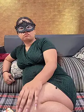 Iampriyaaa15 online show from 2, 4, 2026