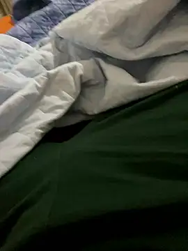 Snapshot of girlslvrs chatting on 16, 1, 2026 girlslvrs online show from 16, 1, 2026