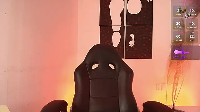 Iamlola  online show from 11, 10, 2025