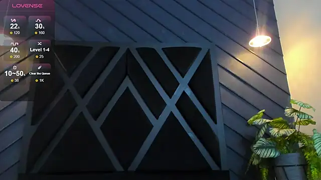 zoe martins  online show from 17, 10, 2025