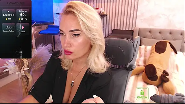 Snapshot of FreeBerryMILF chatting on 14, 7, 2026 FreeBerryMILF online show from 14, 7, 2026