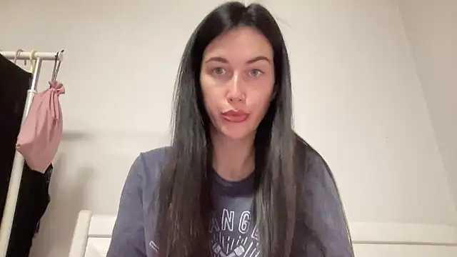 Snapshot of Talyo19 chatting on 2, 11, 2025 Talyo19 online show from 2, 11, 2025