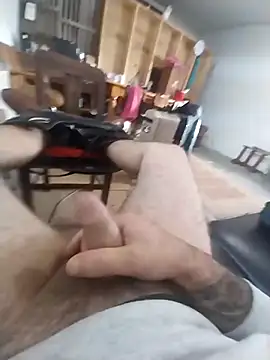 Snapshot of casal_louco_69-_- chatting on 18, 12, 2025 casal louco 69- - online show from 18, 12, 2025