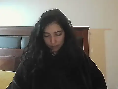 Snapshot of creepyh0e_ chatting on 12, 6, 2026 creepyh0e online show from 12, 6, 2026