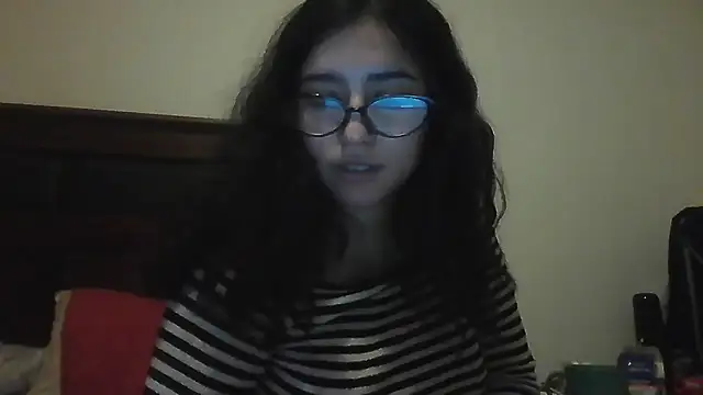 Snapshot of creepyh0e_ chatting on 19, 7, 2026 creepyh0e online show from 19, 7, 2026