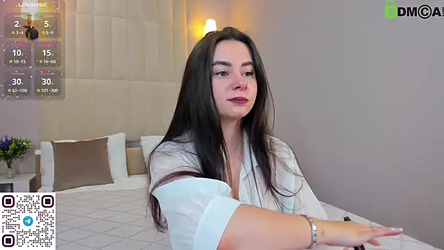 Snapshot of ErinRose_ chatting on 1, 10, 2025 ErinRose online show from 1, 10, 2025
