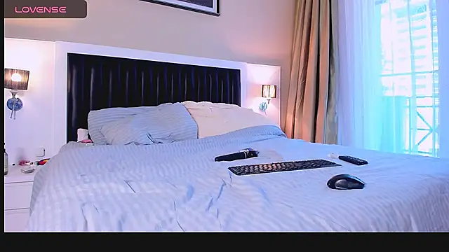 marrenaa online show from 9, 11, 2025