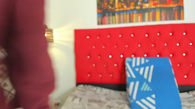 carolinacrus01 online show from 30, 9, 2025