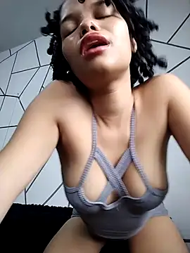 ChloeRaviss online show from 3, 11, 2025