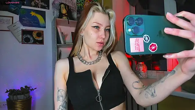 Nicole matt online show from 17, 5, 2026