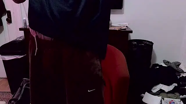 Snapshot of Magnetic127 chatting on 13, 11, 2025 Magnetic127 online show from 13, 11, 2025