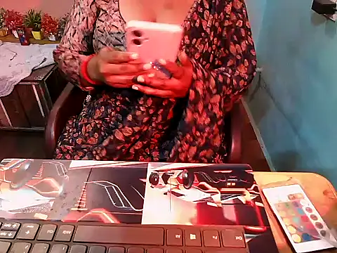 Snapshot of PREETI_BABY chatting on 2, 6, 2026 PREETI BABY online show from 2, 6, 2026