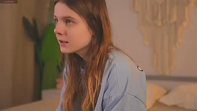 Lu  Lane online show from 9, 10, 2025