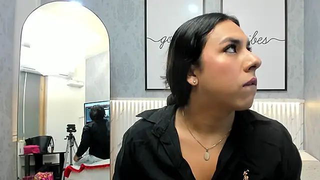 Ximenahott  online show from 2, 10, 2025