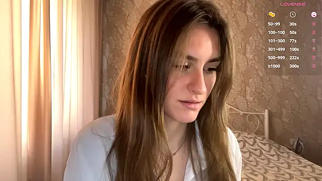 Snapshot of miainheat chatting on 17, 10, 2025 miainheat online show from 17, 10, 2025