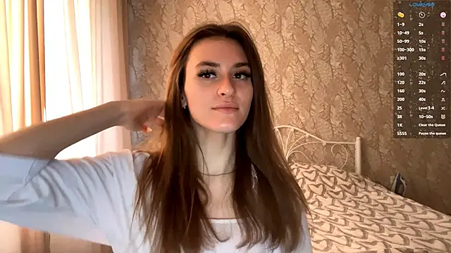 Snapshot of miainheat chatting on 21, 10, 2025 miainheat online show from 21, 10, 2025