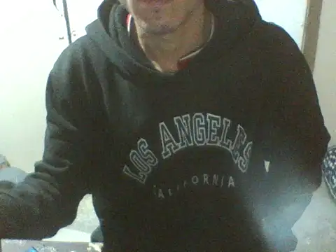 Snapshot of Lunaty00 chatting on 5, 2, 2026 Lunaty00 online show from 5, 2, 2026