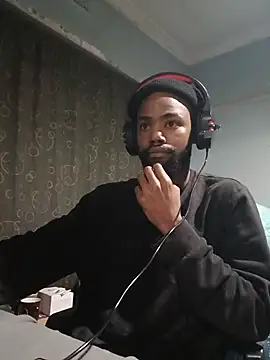 Snapshot of GhostYangempela chatting on 7, 11, 2025 GhostYangempela online show from 7, 11, 2025