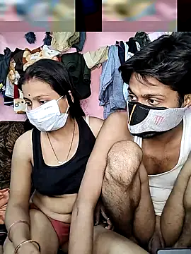 Snapshot of SweetnessSugar chatting on 15, 11, 2025 SweetnessSugar online show from 15, 11, 2025