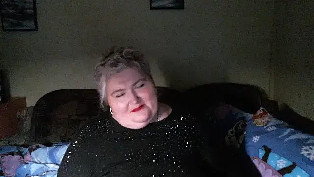 Snapshot of Lana555 chatting on 17, 2, 2025 Lana555 online show from 17, 2, 2025