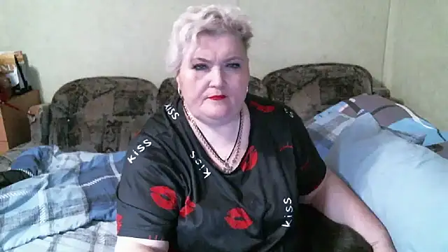 Snapshot of Lana555 chatting on 17, 9, 2025 Lana555 online show from 17, 9, 2025