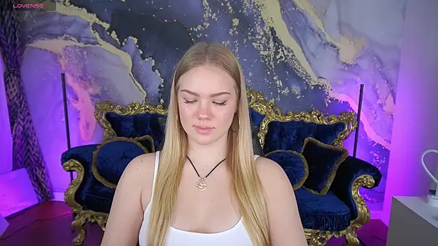 Snapshot of CelesteNoir chatting on 10, 11, 2025 CelesteNoir online show from 10, 11, 2025