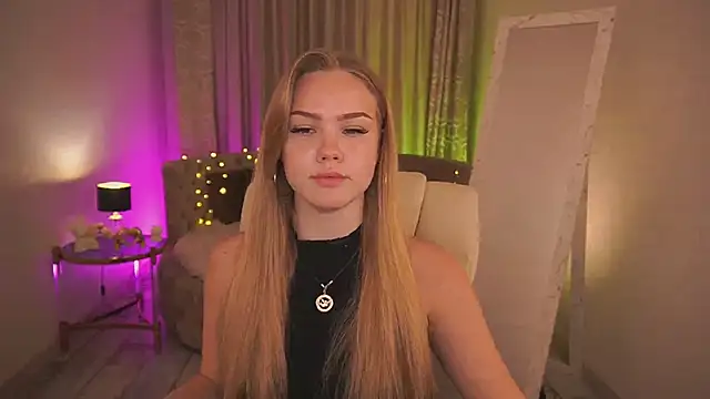 Snapshot of CelesteNoir chatting on 18, 6, 2026 CelesteNoir online show from 18, 6, 2026